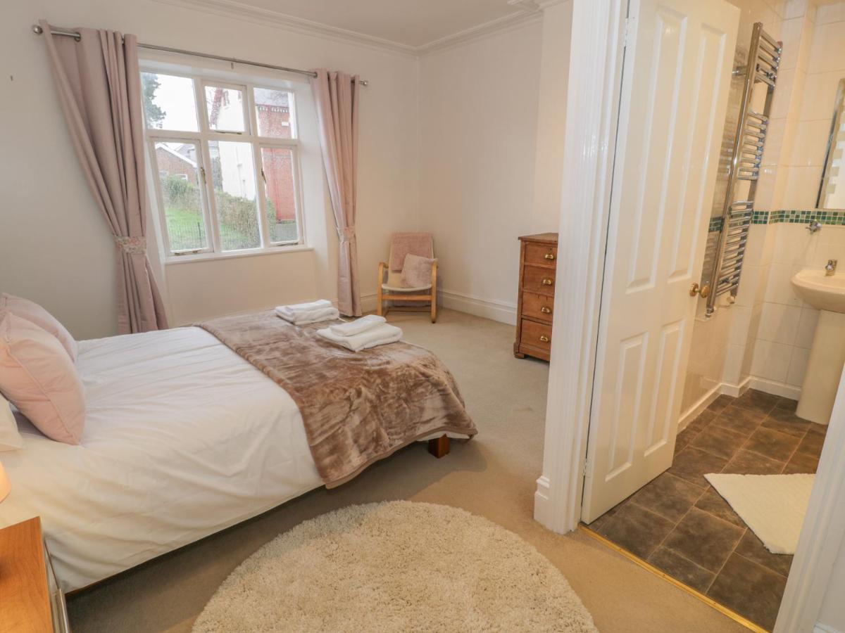 Preswylfa Villa Caernarfon Ngoại thất bức ảnh